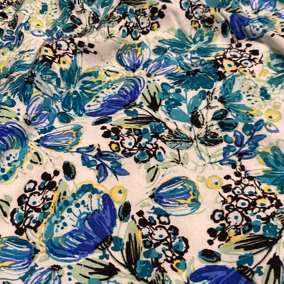 ❗2/$20❗Vibrant print short sleeve shirt gathered waist elastic at neck/arms - Picture 8 of 9